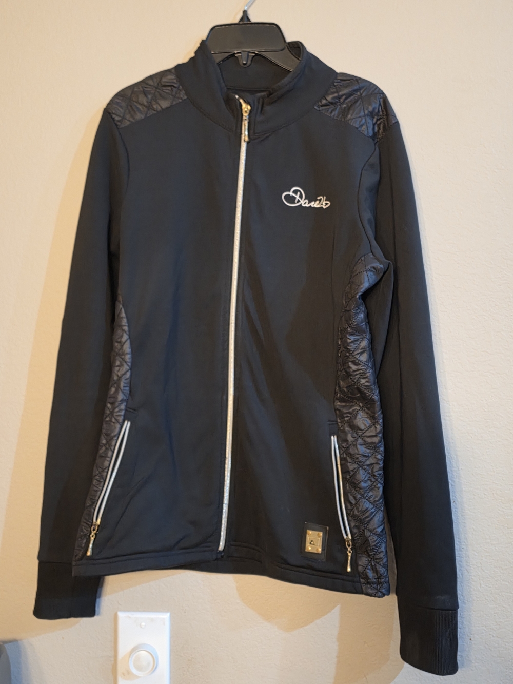 Dare2b Black Quilted-Panel Full-Zip Jacket